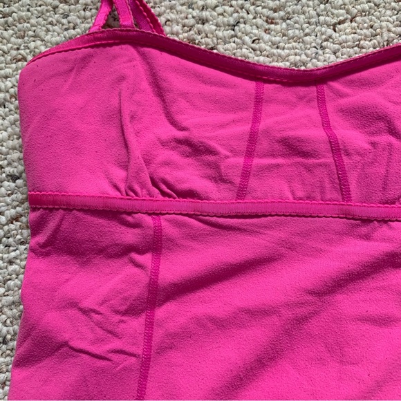 ✨2/20✨ Lululemon Pink Tank - Picture 7 of 7